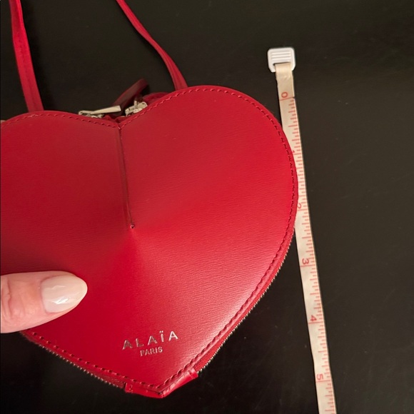 Alaia Le Coeur (Heart) Small Red Leather Calfskin Bag, RARE IN THIS COLOR & SIZE - Picture 13 of 17